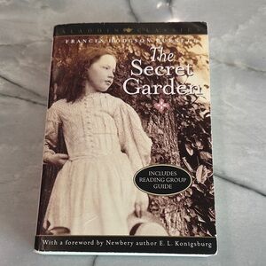 The Secret Garden by Frances Hodgson Burnett